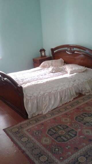 Проживание в семье Aninga Guesthouse Khachʼardzan Двухместный номер с 1 кроватью и общей ванной комнатой-1
